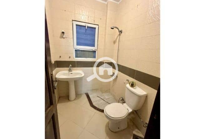 8 121f9dff-6e98-4787-aaad-52e35c08489d. jpg