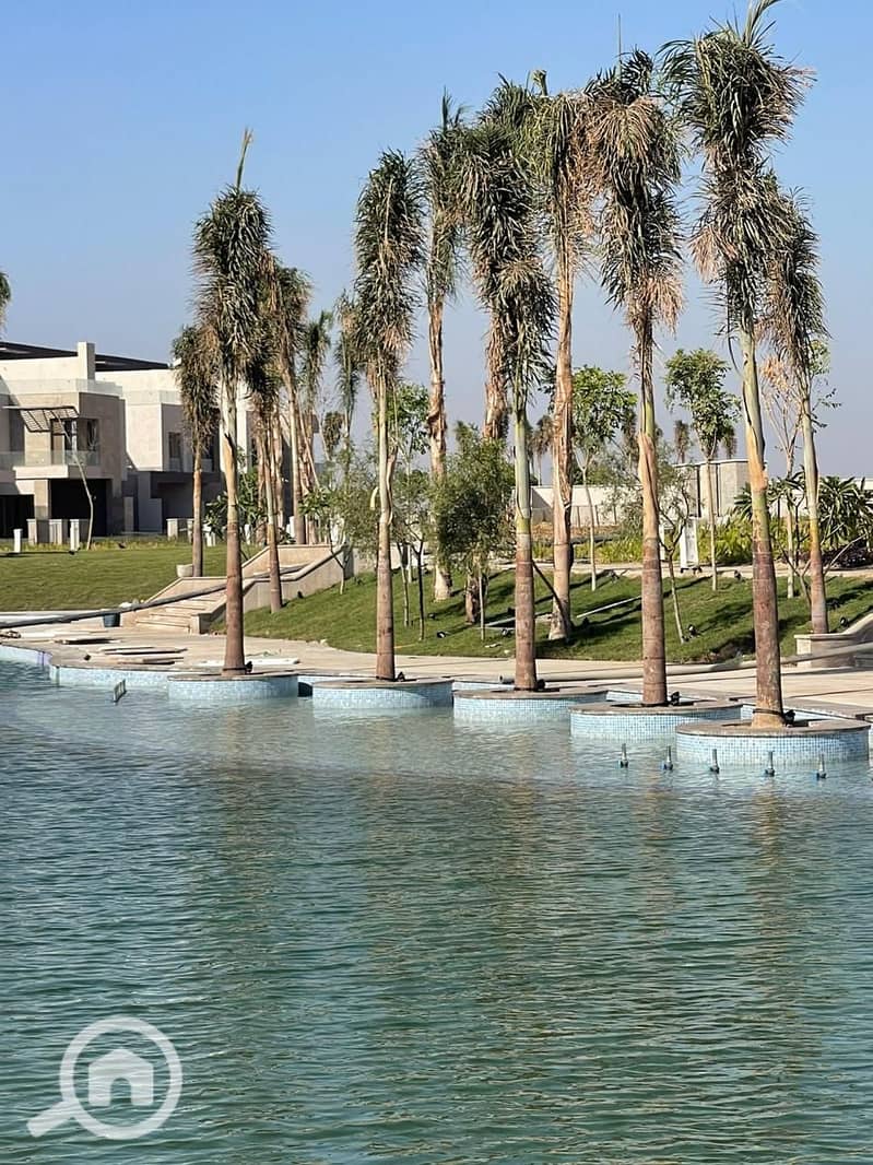 2 7d745de1-82e0-485a-ba2b-43ee94a6c04d. jpeg