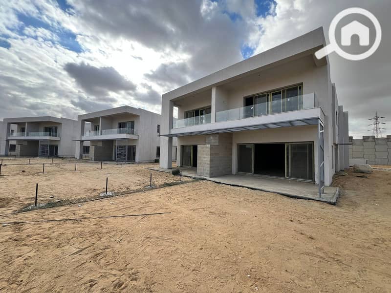 12 681d5e34-4267-44a4-8913-1fe6cc31bee9. jpeg