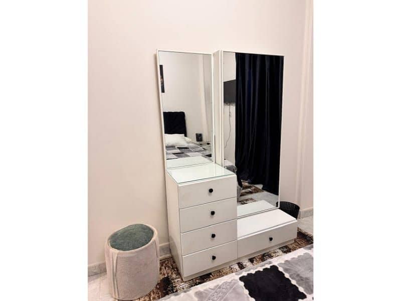 7 9bc8186c-599a-45ea-b419-51694a37fb27. jpg