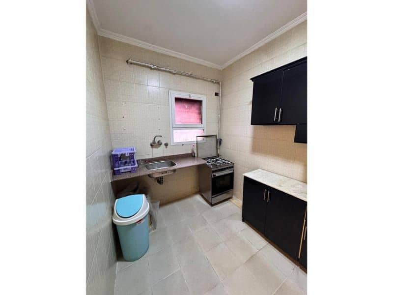 12 185b5c8b-ad27-4452-8a6d-7b06680dd139. jpg