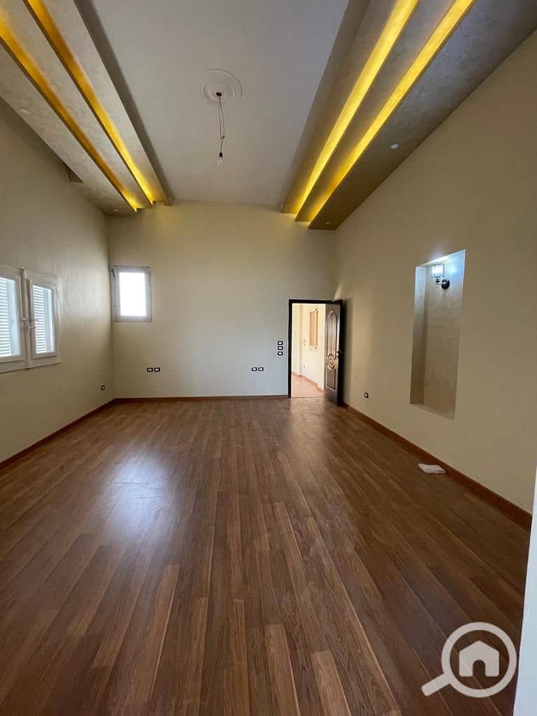 2 6577224e-0c29-4189-aef5-327a7140918d. jpg