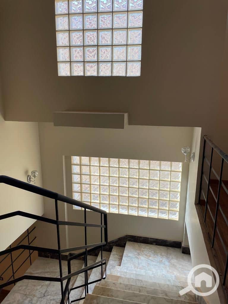 6 6f1a348a-ea7a-4f81-a462-48c09f0fa35c. jpg