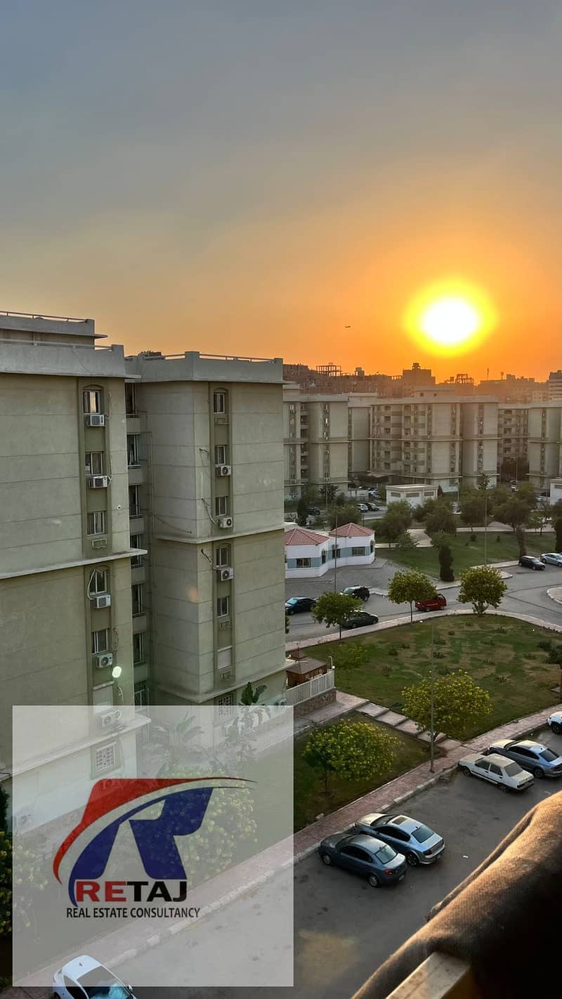 2 4bc7738c-12eb-47eb-a3bd-f3332f3cdd7a. jpg