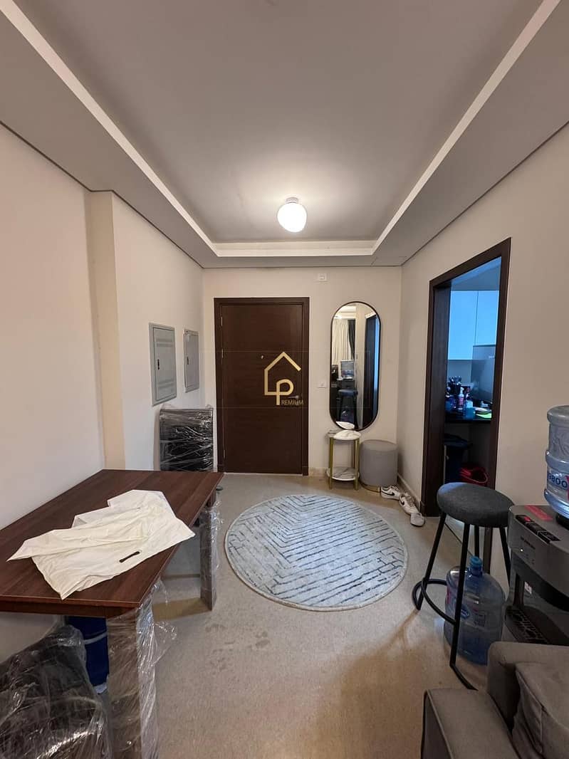 6 5dde233a-a4bd-42ef-b926-f1bcc43dd963. jpg