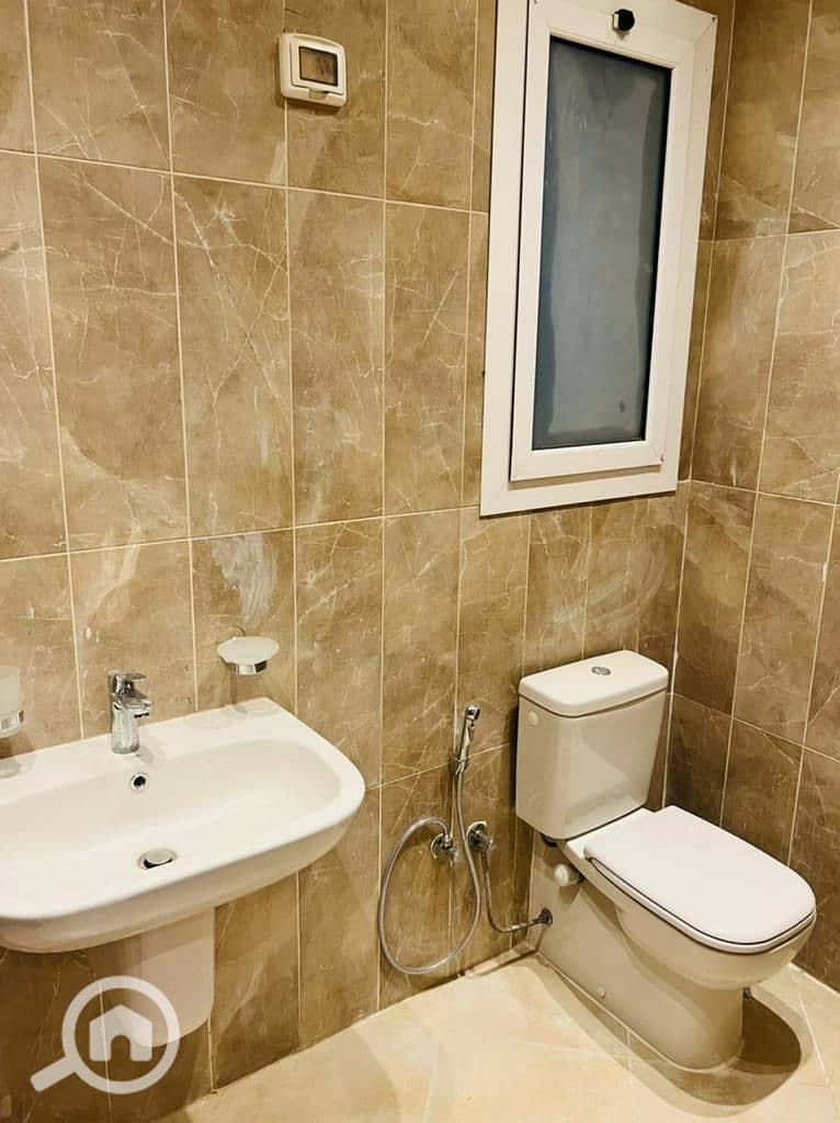 13 IMG-20251222-WA0205. jpg