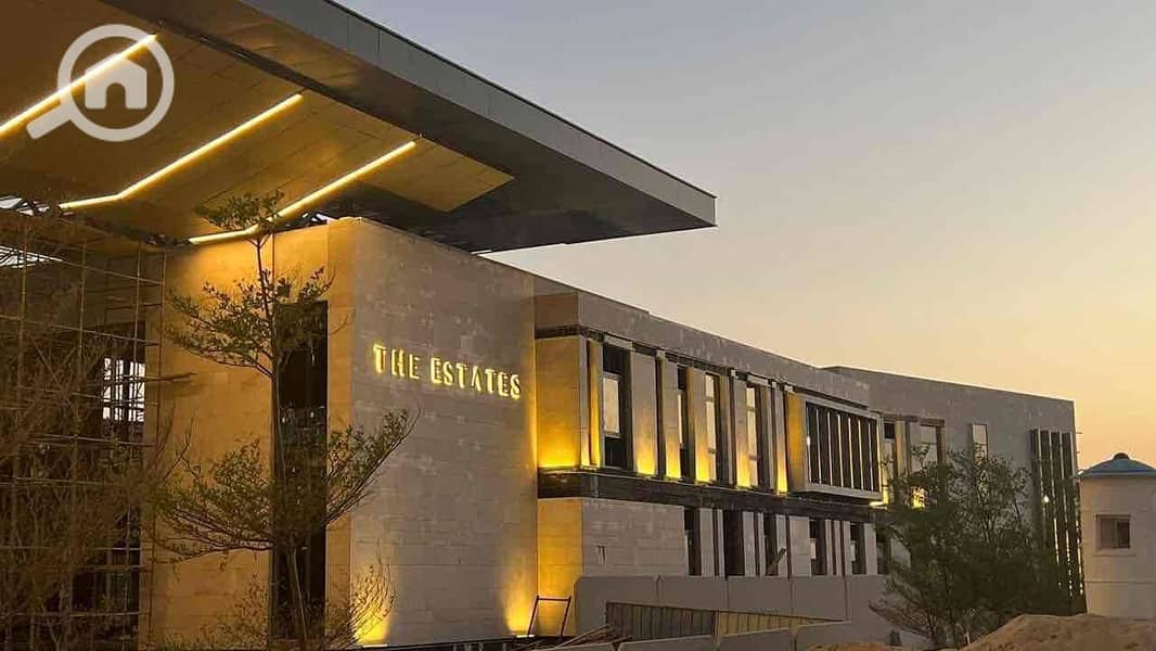 4 e27ef092-0741-4619-aed3-cbefabf9d419. jpg