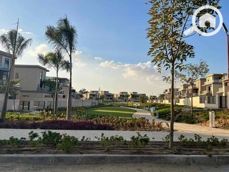 13 080195d7-7355-449c-8e59-80f85a2d9fff. jpg