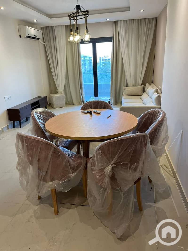 14 599945411_886117347701213_5229054091211167338_n. jpg