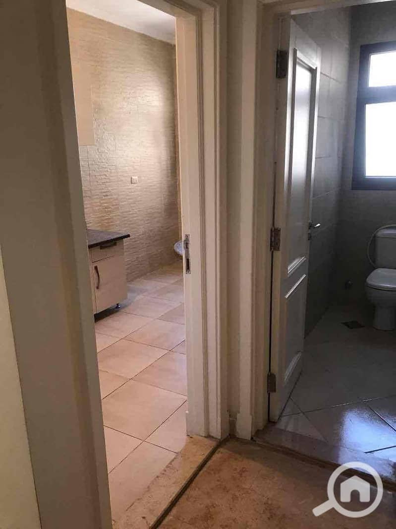 6 cb644dda-87f7-4a11-9e6c-a6d5becd78bf. jpg