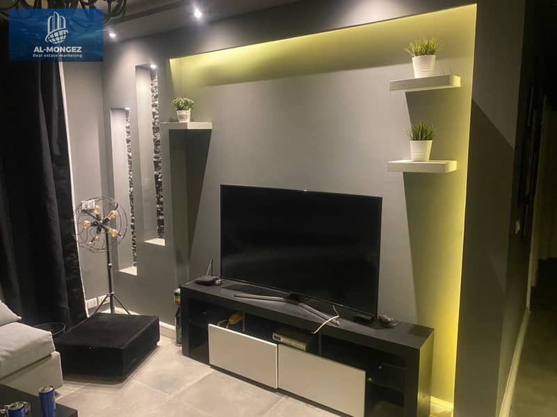 3 8aee81de-cbad-4eed-aba9-9a2da45b81f6. jpg