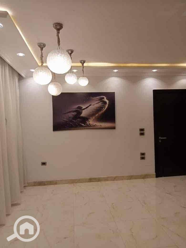 8 3fac35d0-ac41-4a6e-800c-ba014a3e6832. jpg