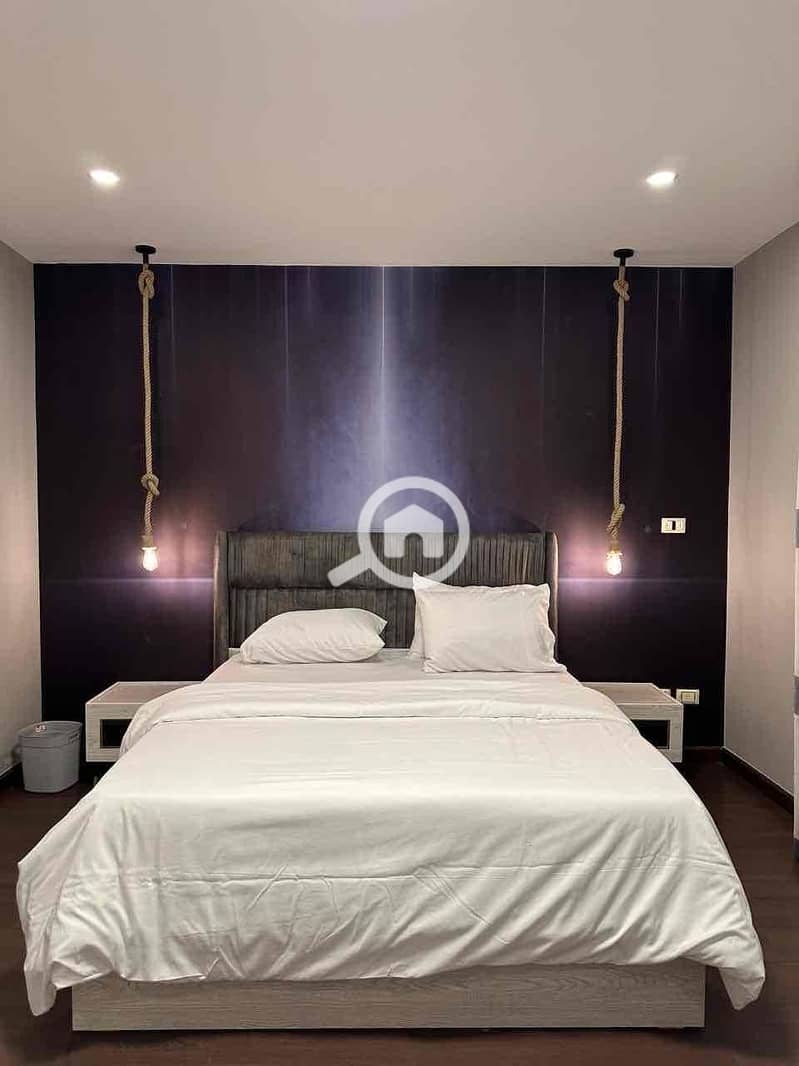 4 9201c456-82ed-427b-8e33-67a75e477fd9. jpg