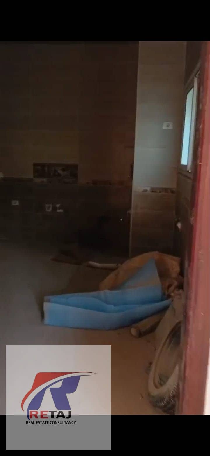 4 9ee8cb50-607b-4174-b683-3bfff2336708. jpg