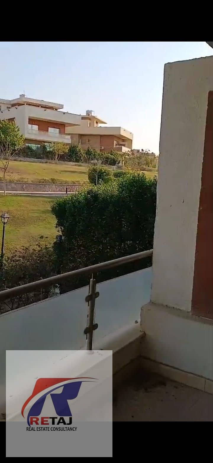 7 692fe484-f25a-477a-bc74-0b772b3eaae6. jpg