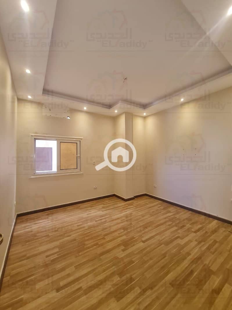 5 559ec09e-113d-4d11-9548-61a305bd5c18. jpg