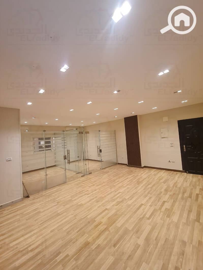 8 934848ea-dc4c-444d-b3dd-7b0f74943ffb (1). jpg