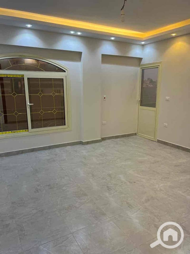 8 4fc9f0fa-8f3c-4f22-829b-1071e700928a. jpg