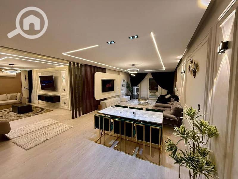 13 598259519_896230839739242_1876014874663501892_n. jpg