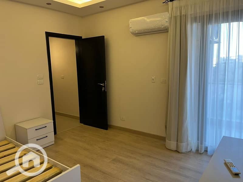 14 599931036_886117341034547_4722662960581131142_n. jpg