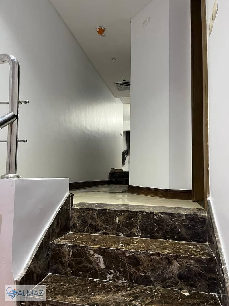 12 WhatsApp Image 2026-01-22 at 4.30. 56 PM (1). jpeg