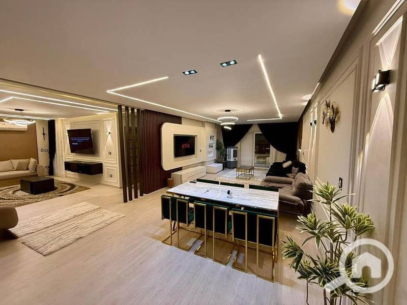 11 598259519_896230839739242_1876014874663501892_n. jpg