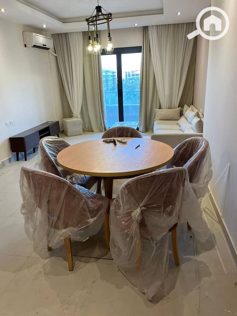 13 599945411_886117347701213_5229054091211167338_n. jpg