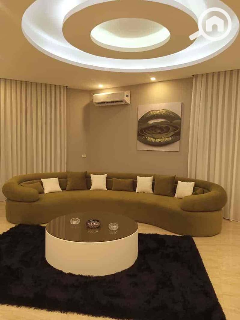 11 8c778e46-006d-4d5e-b976-3a2fe9b3eadd. jpg