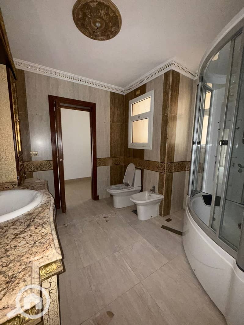 7 21cc86c2-a55b-4703-a677-27e12090745d. jpeg