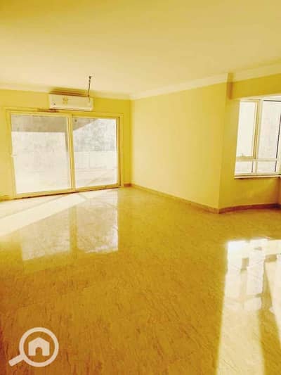 Office for Rent in Zezenia, Alexandria - 99d180b2-b114-488d-986b-d74a8b70084e. jpg