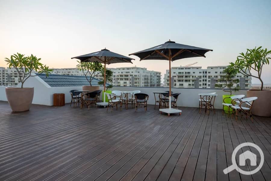 8 e4e16b77-91ab-4f0e-a3ea-ff6ac588c918. jpeg