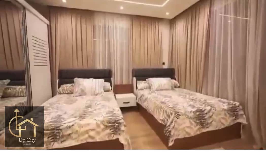 9 5e60a412-6062-41dc-b391-d480ec09f677. jpg