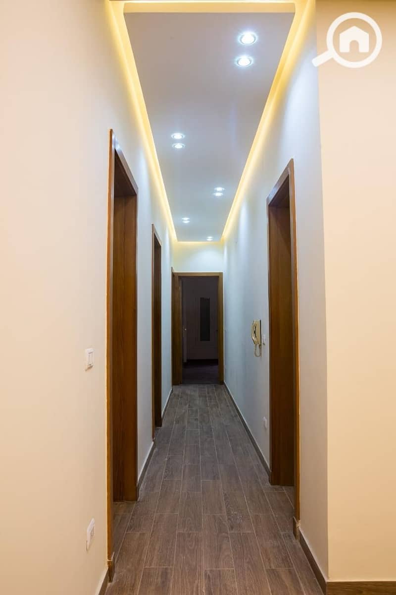 9 6546b87c-2f57-4ae9-832c-0192835d7554. jpg