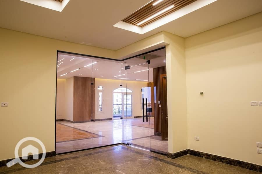 16 c831d61e-9656-4b59-9db3-ac582498651c. jpg