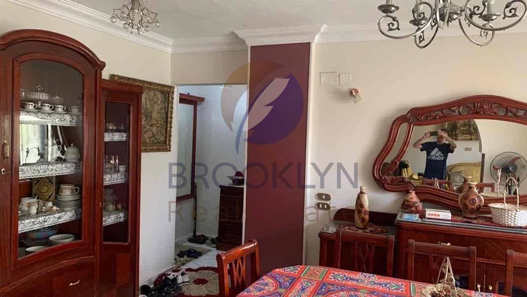 10 6d942750-377c-4916-8dba-9486583fbddc. jpg