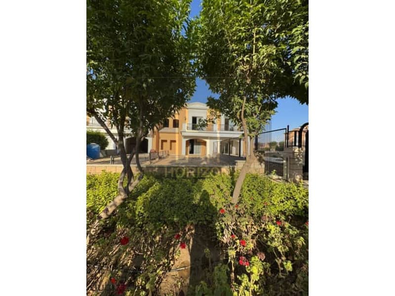 6 154925756-400x300. jpg