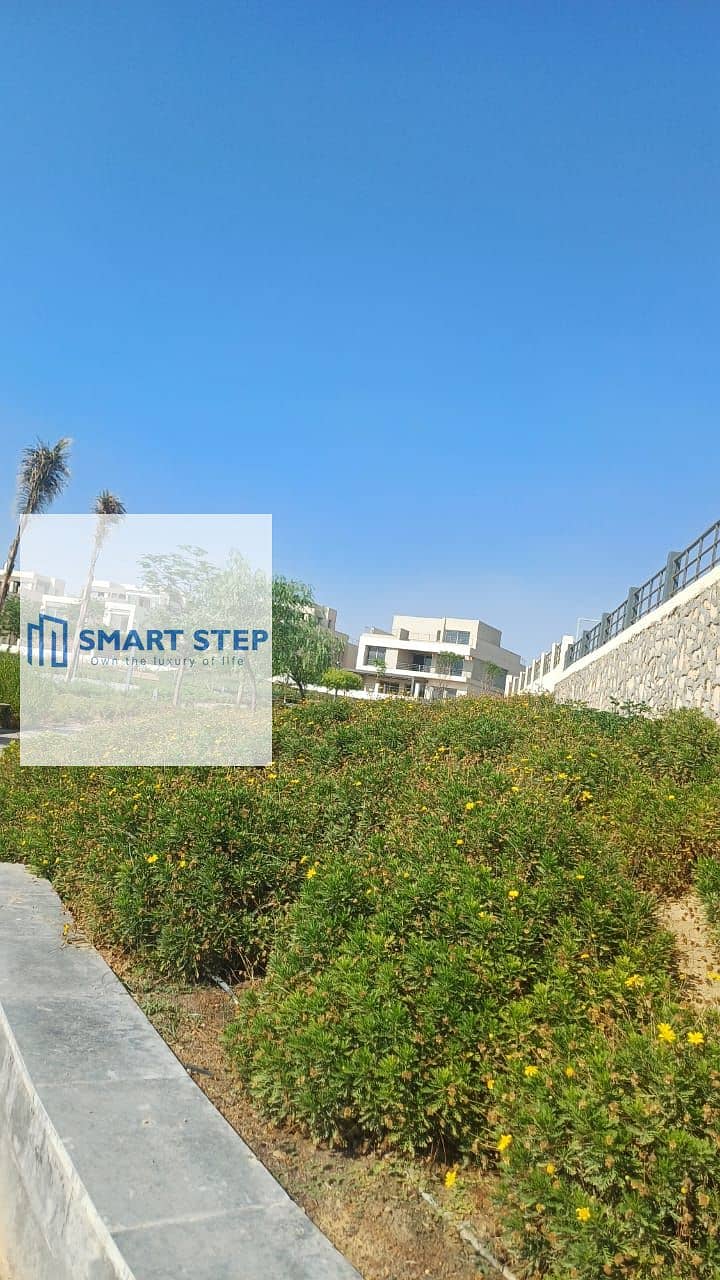 8 70b8f7ef-bdb3-41e9-a4d1-6401cebb3fa6. jpg