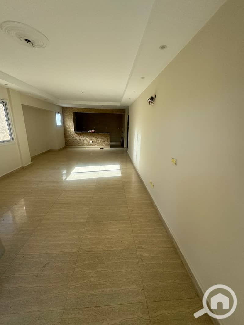 3 4ef5ada7-f15d-4832-8edb-01906acdc27e. jpg