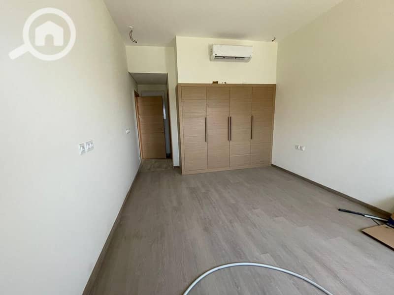 2 WhatsApp Image 2026-01-22 at 18.25. 10 (1). jpeg