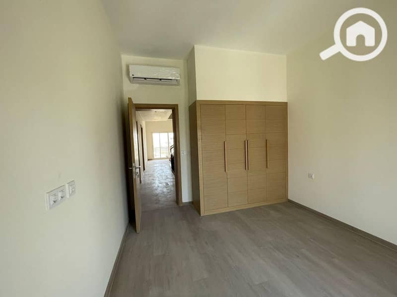 6 WhatsApp Image 2026-01-22 at 18.25. 11 (1). jpeg