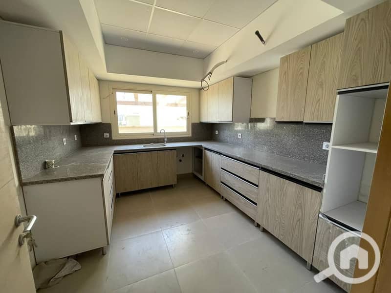 9 WhatsApp Image 2026-01-22 at 18.25. 11 (4). jpeg