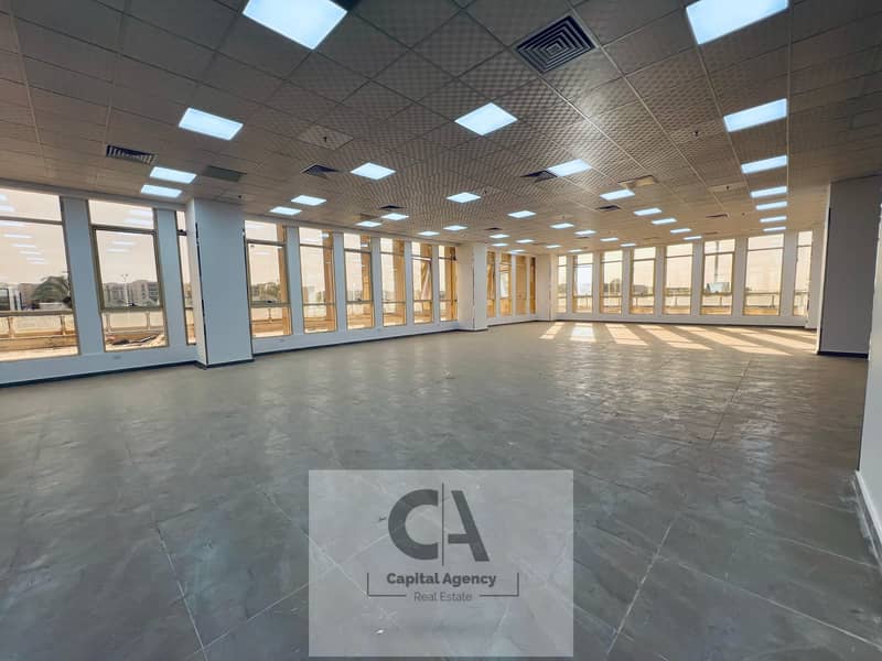 3 061c045f-dbf0-4237-ac22-75dfc75e4ce5. jpg