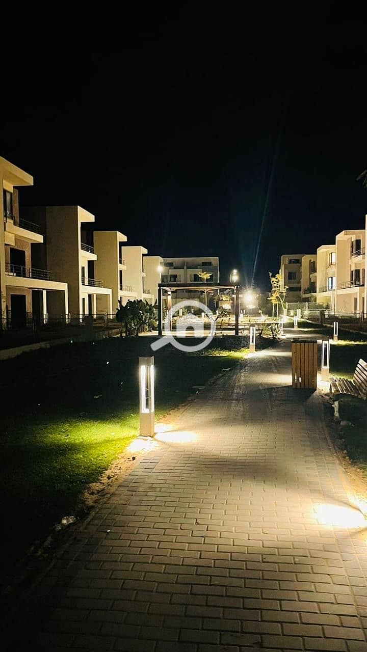 9 6dff6409-7e7f-4715-bb49-1eff0037ba4f. jpeg