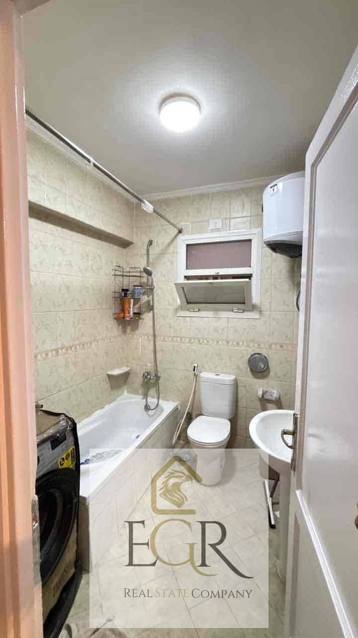 8 244d365d-c300-403d-bc94-dd3df29c8df7. jpg