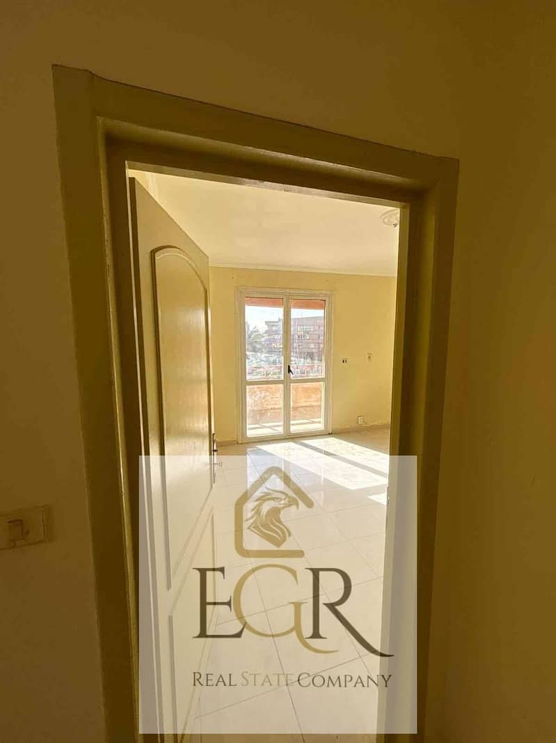 4 b4476004-88c1-4274-a1d1-e9b28c55ab9b. jpg