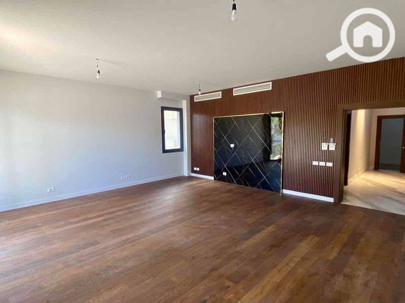 3 3383b5c3-8461-46e1-82b0-3bc61bf40b38. jpg