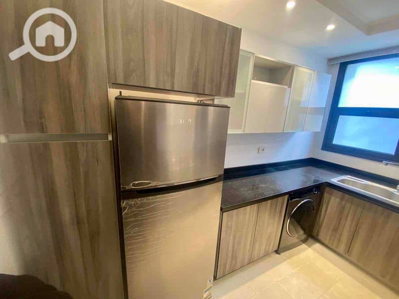 4 3a381df9-6095-453b-a5ab-beef27e9af12. jpg