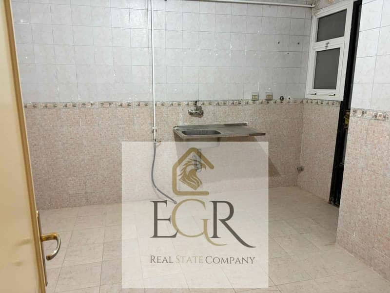 8 8a267d2d-bcb0-4b21-9ae2-c155b9d46cba. jpg