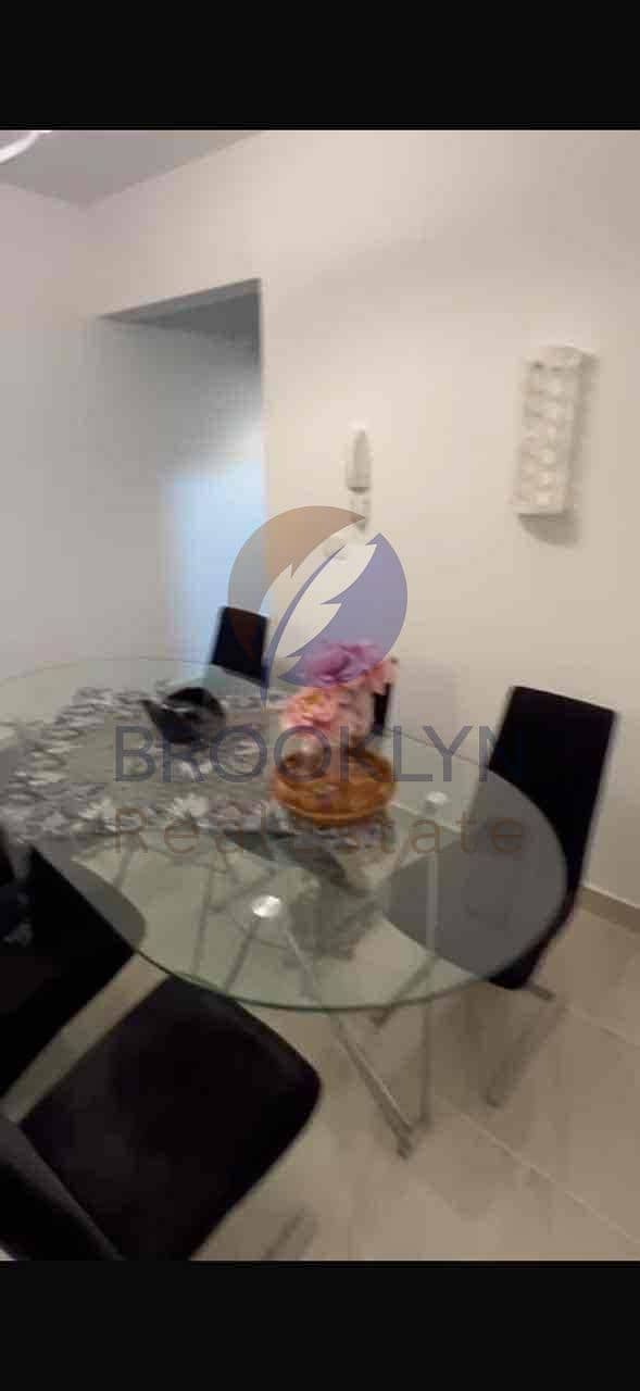 10 9a7f66aa-9dcc-45b3-8a80-91c80d36f2d6. jpg