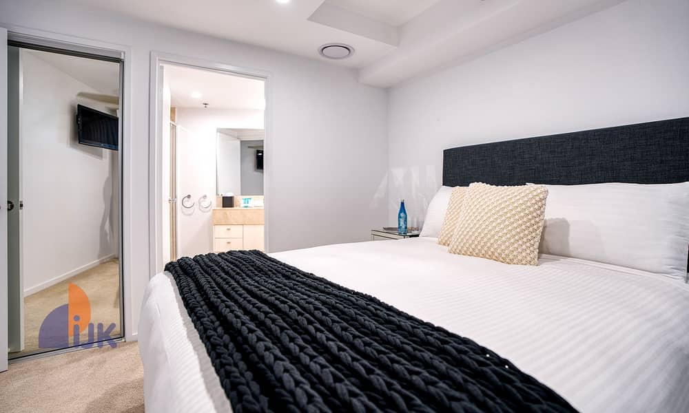 10 cilento-mooloolaba-three-bedroom-luxury-apartment-6. jpg